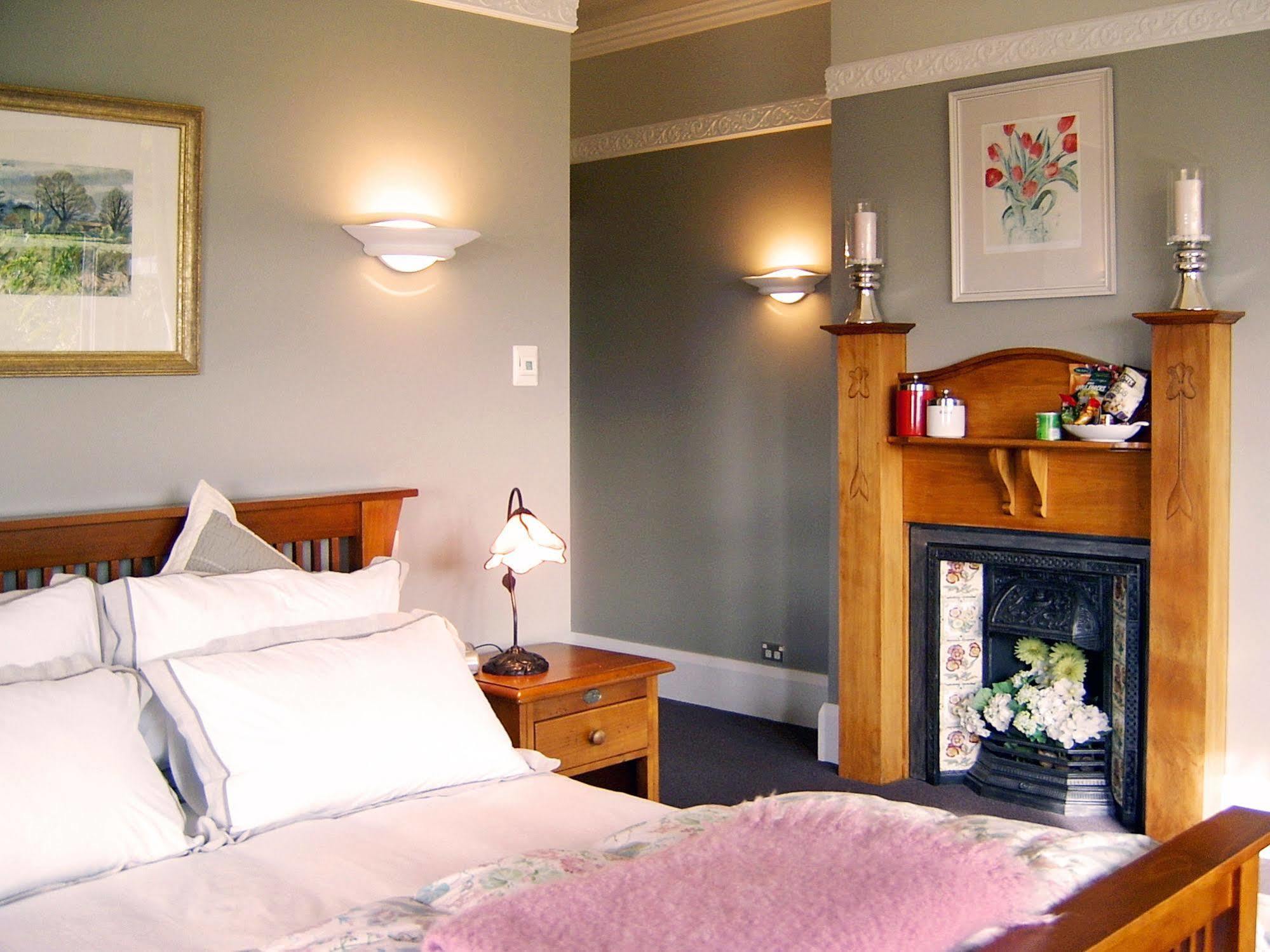 Dyers House Bed & Breakfast Christchurch Exterior photo
